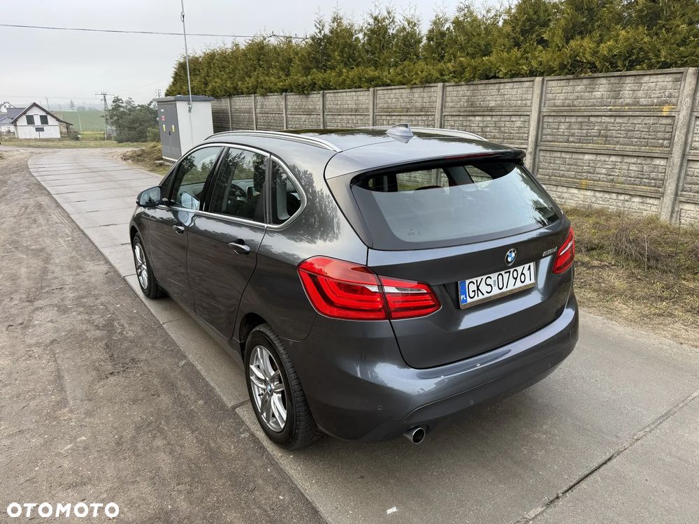 BMW Seria 2 218d Sport Line - 3
