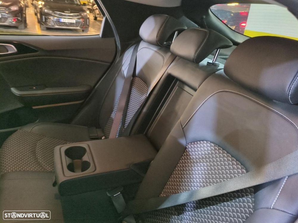 Kia XCeed 1.6 GDi PHEV Drive - 9