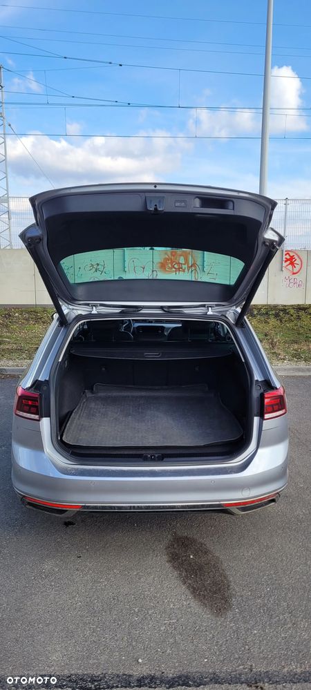 Volkswagen Passat 2.0 TSI Elegance DSG - 11