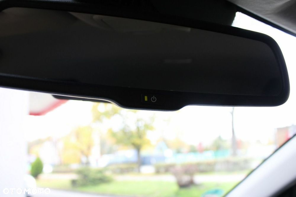 Mazda 3 SKYACTIV-G 120 Exclusive-Line - 27
