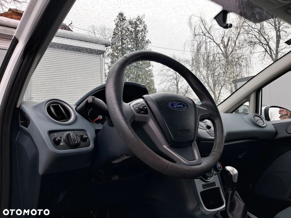 Ford Fiesta - 17