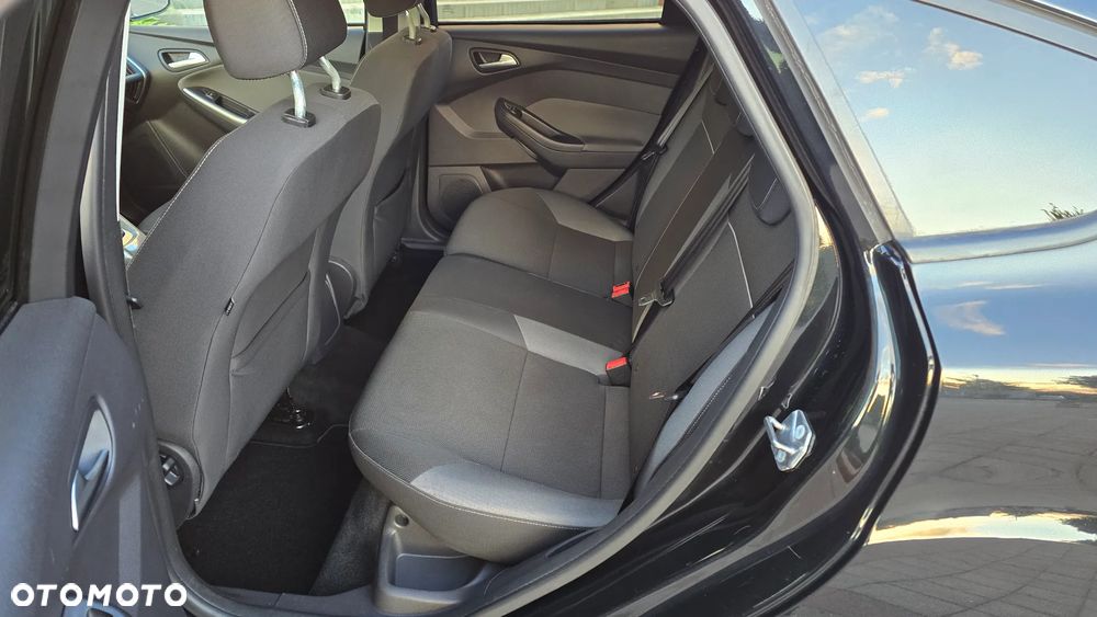 Ford Focus - 22
