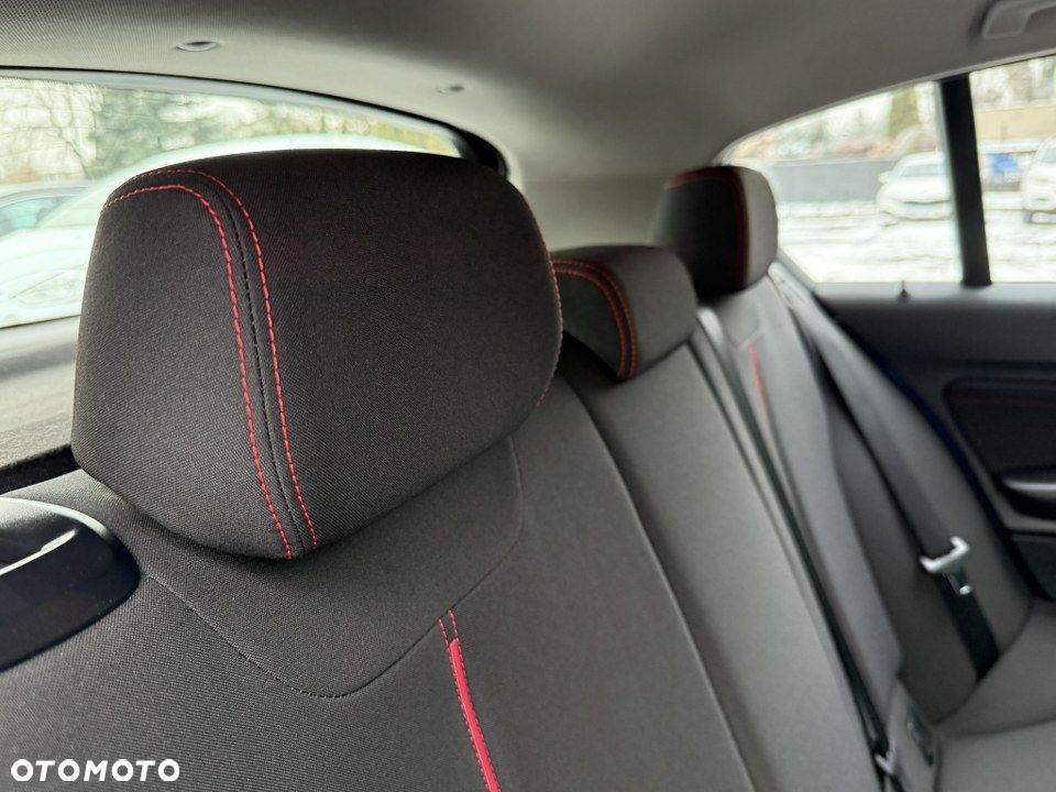 BMW Seria 1 116i Sport Line - 35