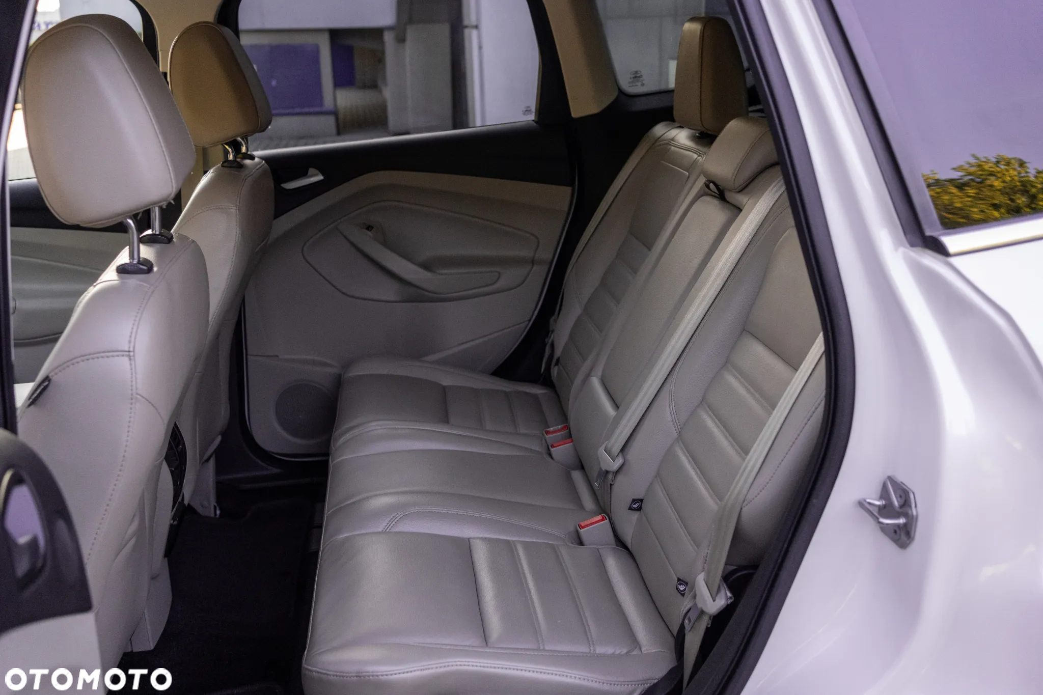 Ford Escape 2.0 EcoBoost AWD Titanium - 14