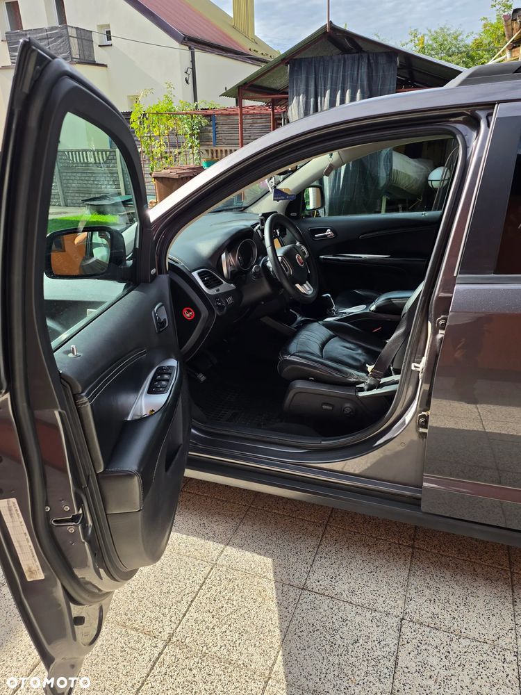 Fiat Freemont 2.0 Multijet Black Code AWD - 8
