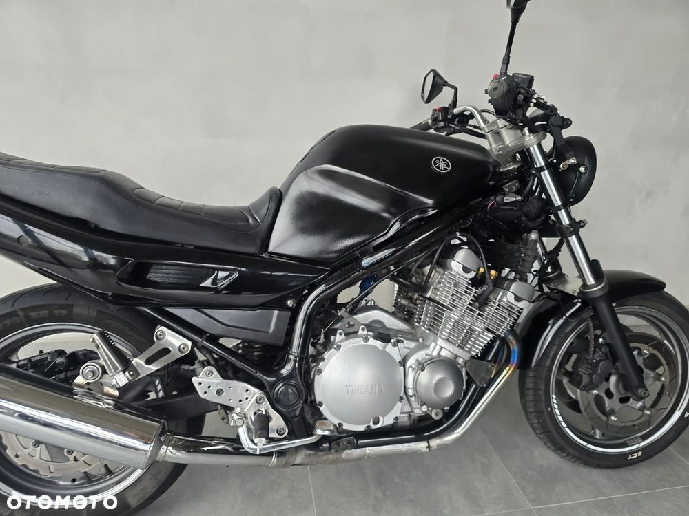 Yamaha XJ - 24