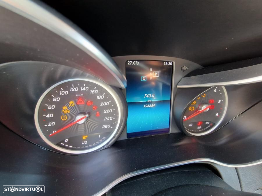 Mercedes-Benz C 220 d AMG Line - 11