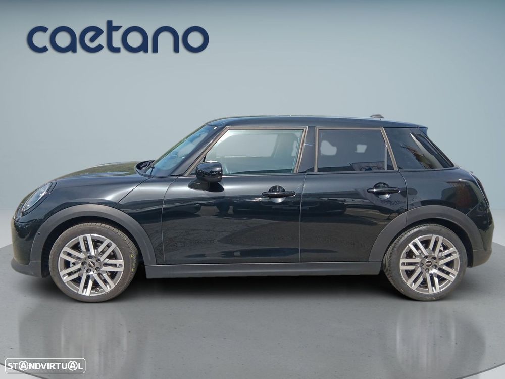 MINI 5 Portas Cooper Classic Auto - 4
