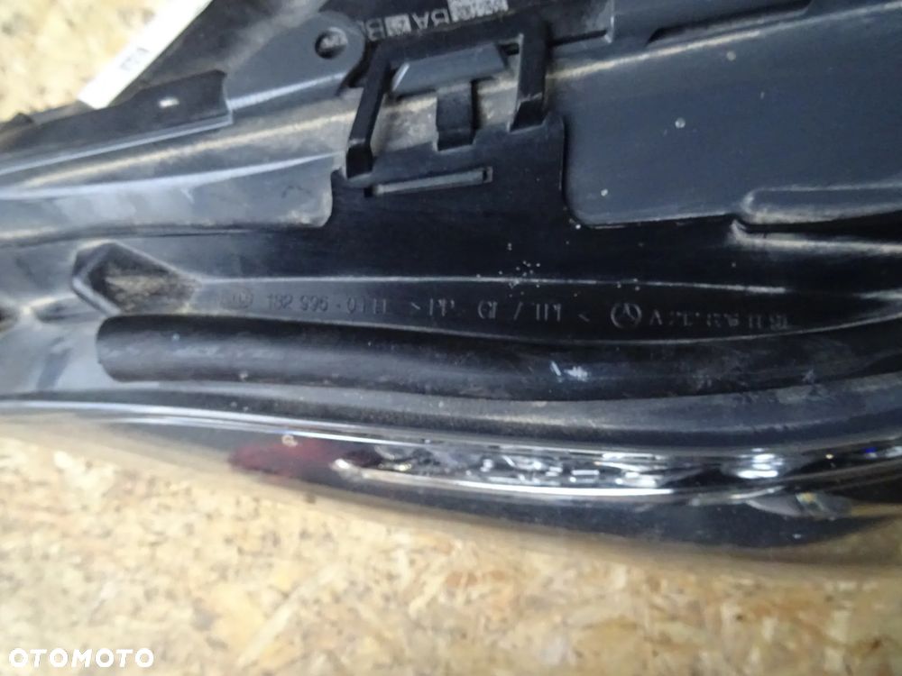Lampa Mercedes E Klasa W212 Lift Lewy Przód A212 9063103KZ - 13