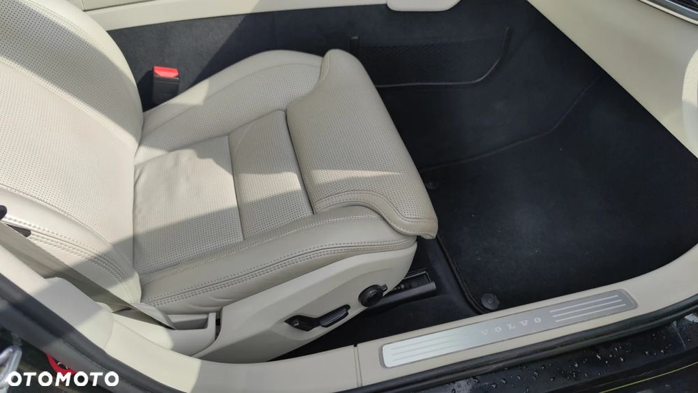 Volvo S90 D4 Inscription - 26