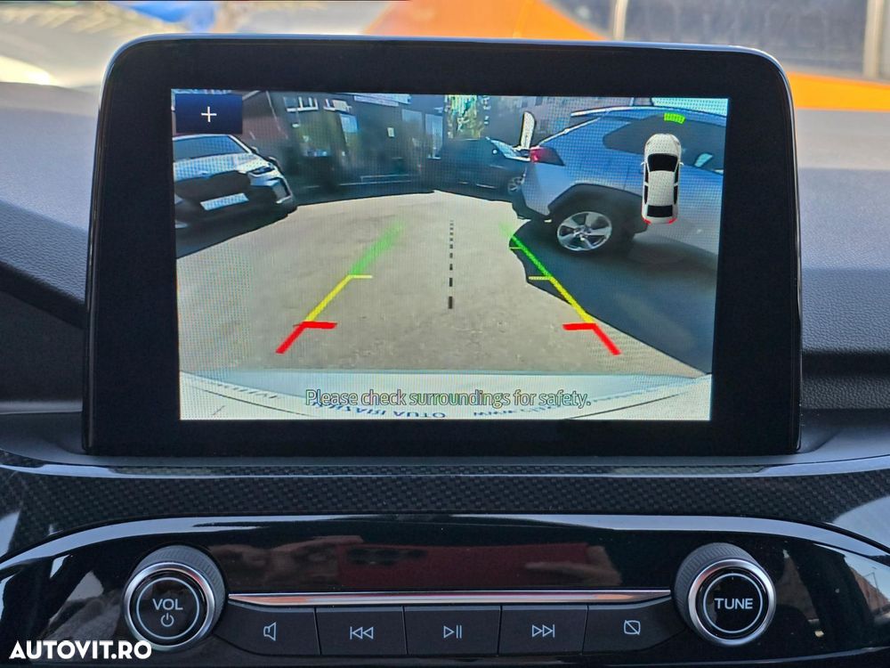 Ford Kuga 2.5 Duratec FHEV 4x4 ST-LINE - 27