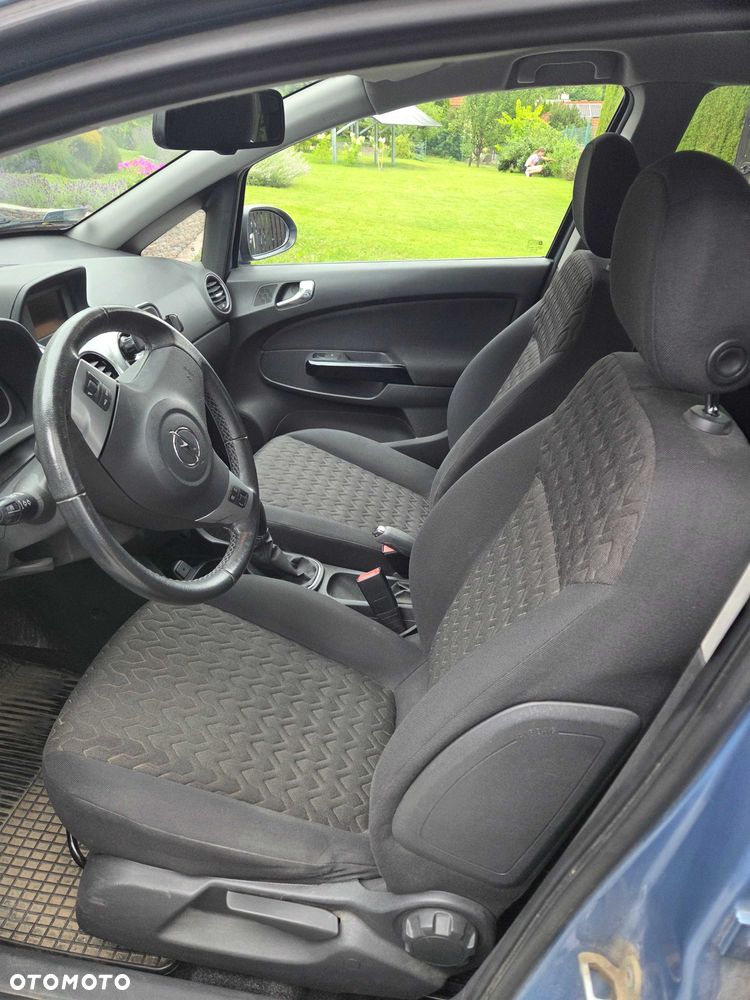 Opel Corsa 2013 photo 5
