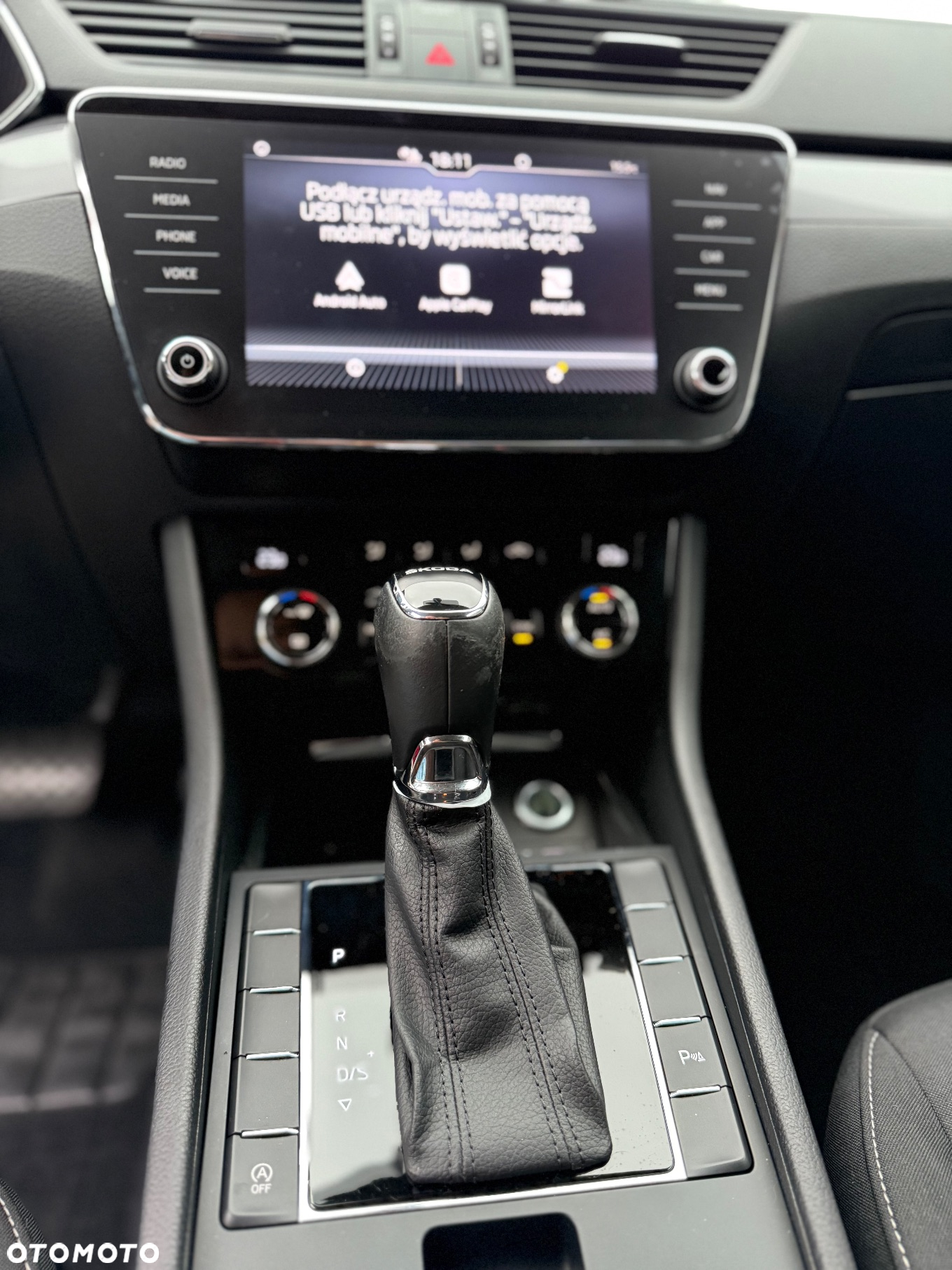 Skoda Superb 2.0 TDI SCR Ambition DSG - 32