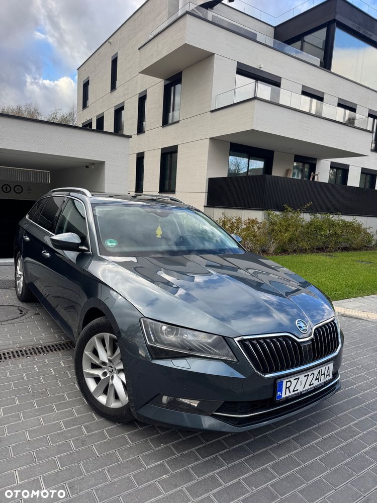 Skoda Superb 2.0 TDI Active DSG - 2