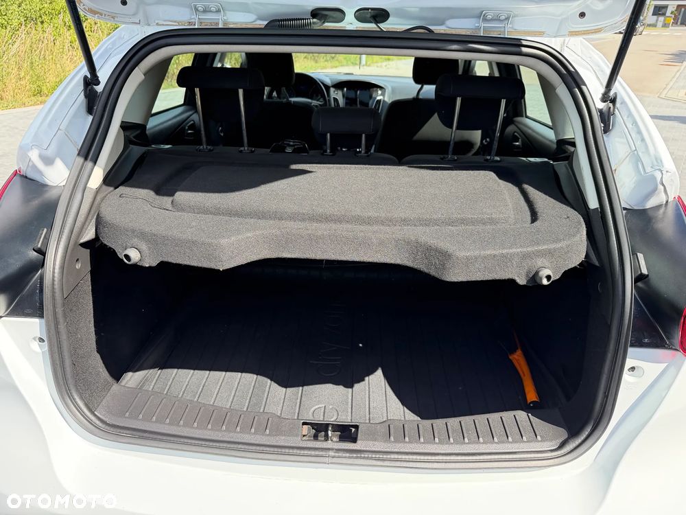 Ford Focus 1.5 TDCi Trend - 16