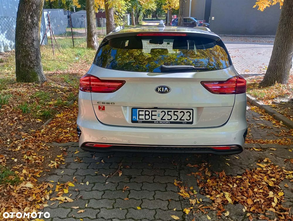 Kia Ceed 1.4 T-GDI L Business Line Plus - 10