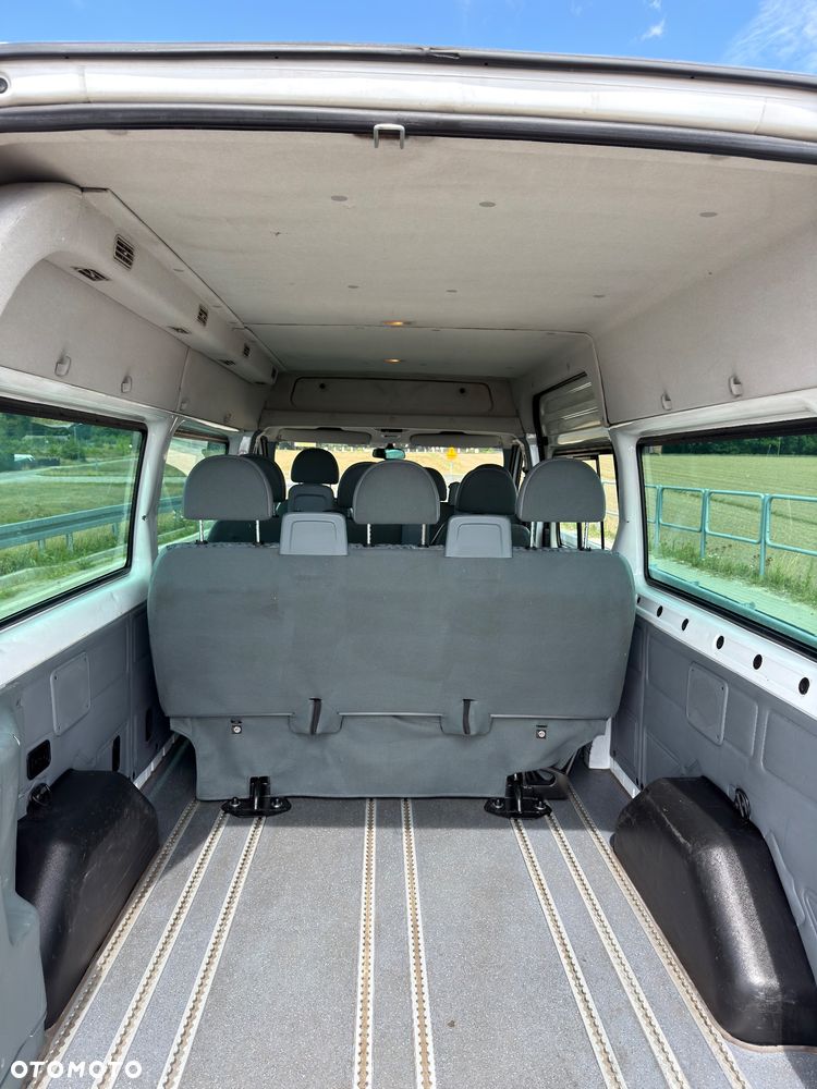 Ford Transit - 16
