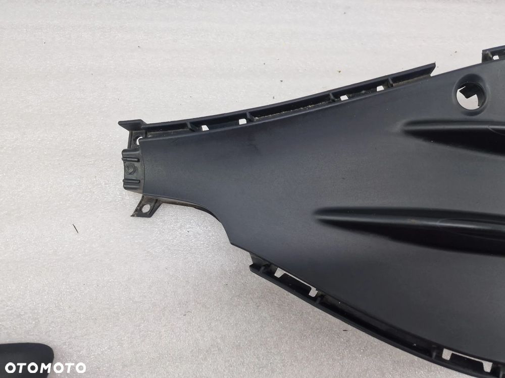 MERCEDES EQA / EQB AMG W243 / H243 PRAWA KRATKA BOCZNA ZDERZAKA PRZEDNIEGO PRZÓD , NR A2439052201 / A2438803601 , NR AUKCJI C/112 - 2