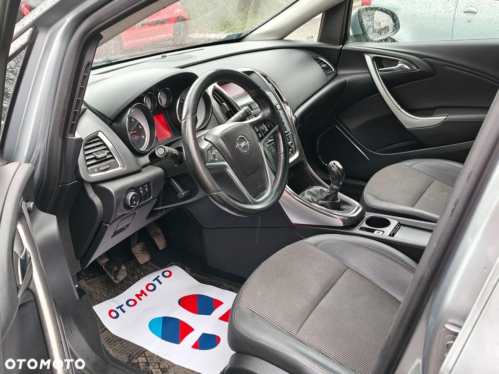 Opel Astra 1.7 CDTI Cosmo - 10