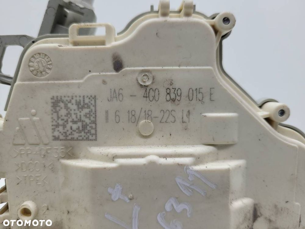 ZAMEK TYŁ LEWY 4G0839015E AUDI A6 C7 2018 EUROPA - 3