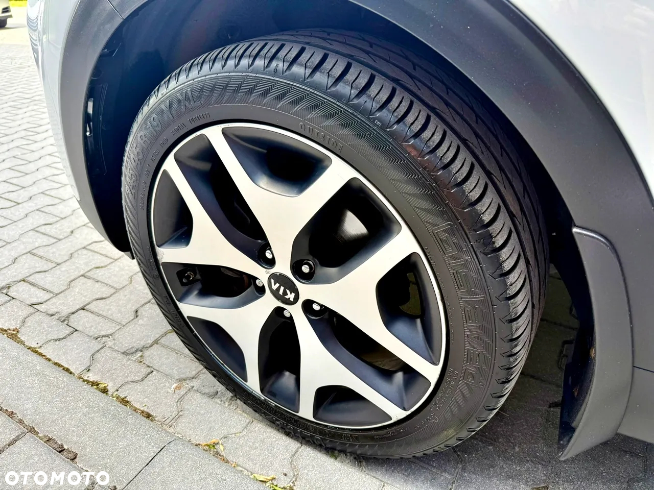 Kia Sportage 1.6 T-GDI AWD DCT GT LINE - 12