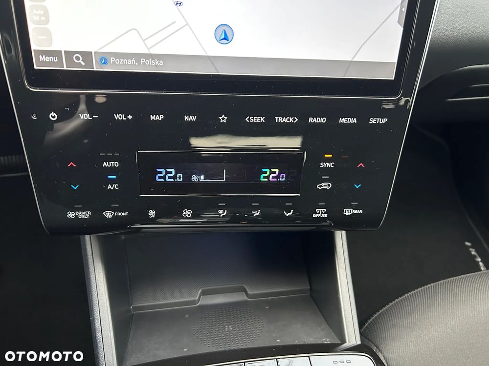 Hyundai Tucson 1.6 T-GDi HEV Executive 4WD - 24