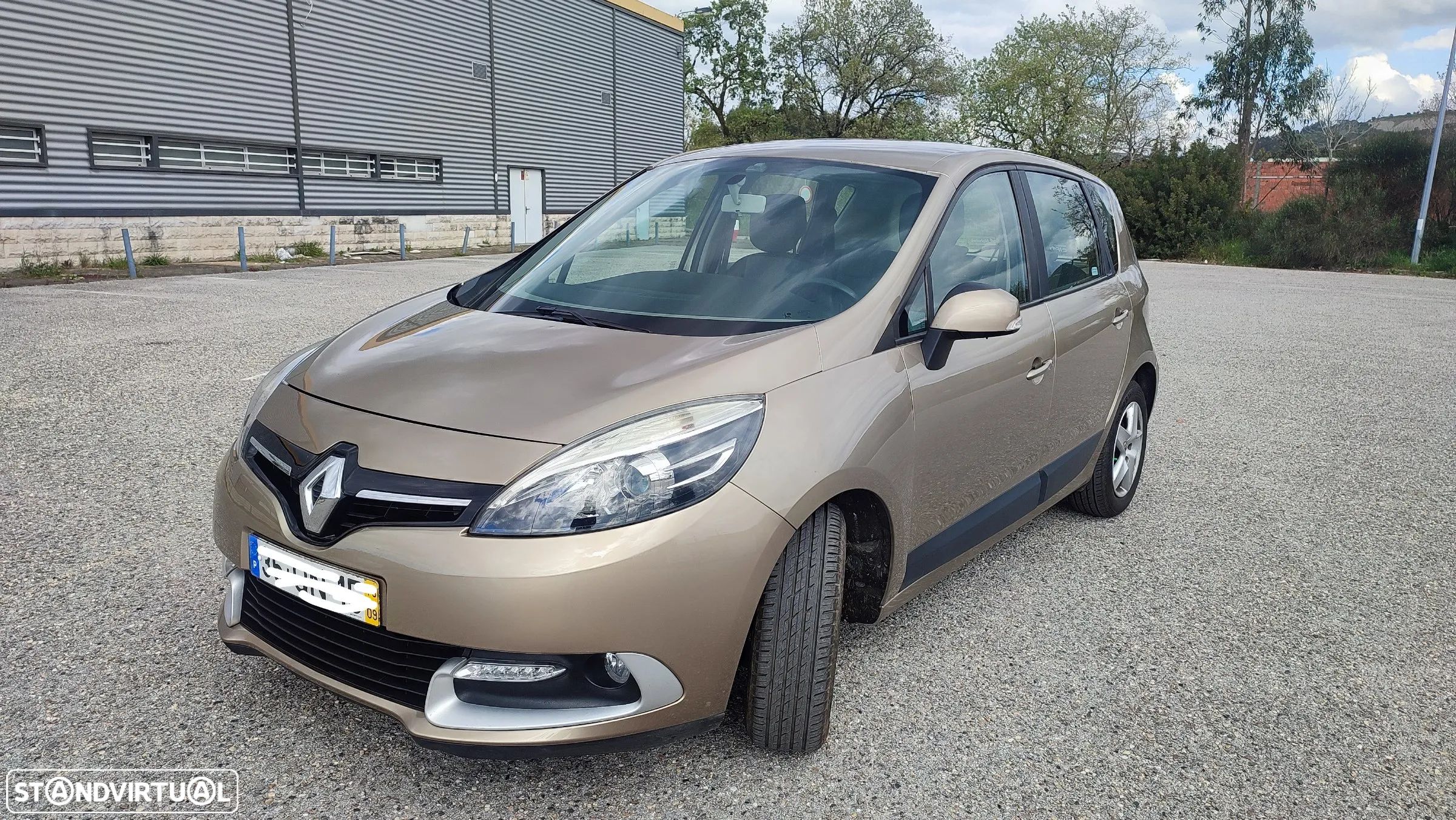 Renault Scénic 1.5 dCi Dynamique S - 1