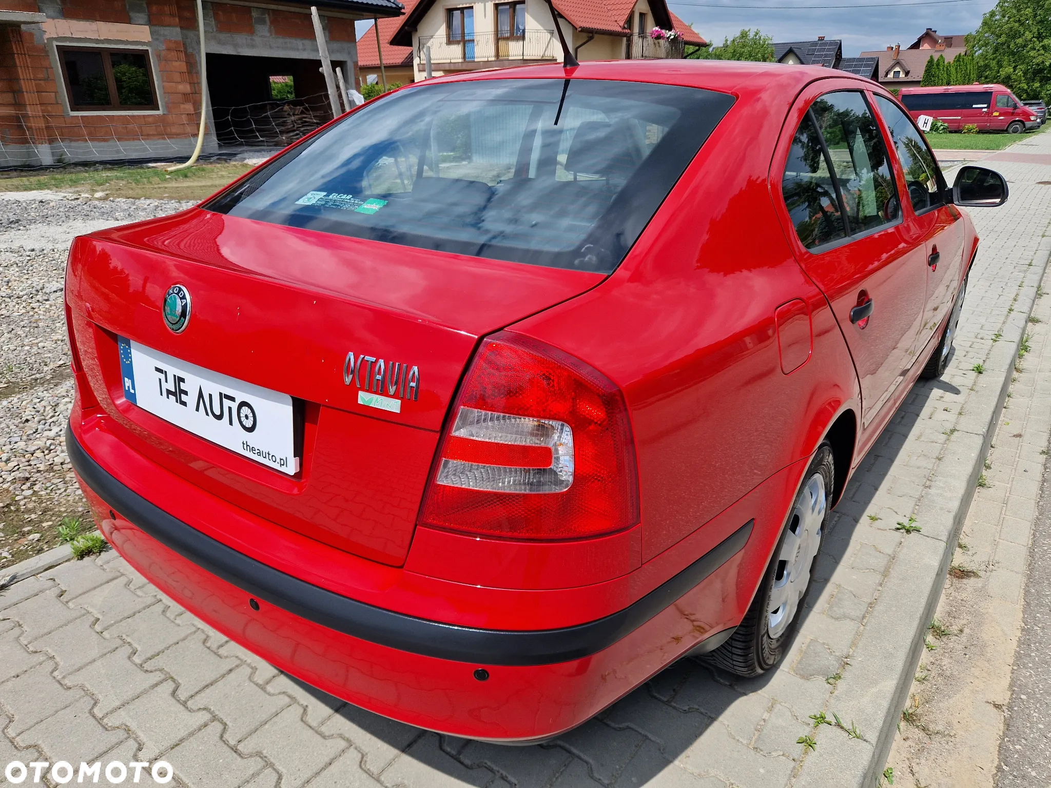Skoda Octavia 1.6 Ambiente - 37