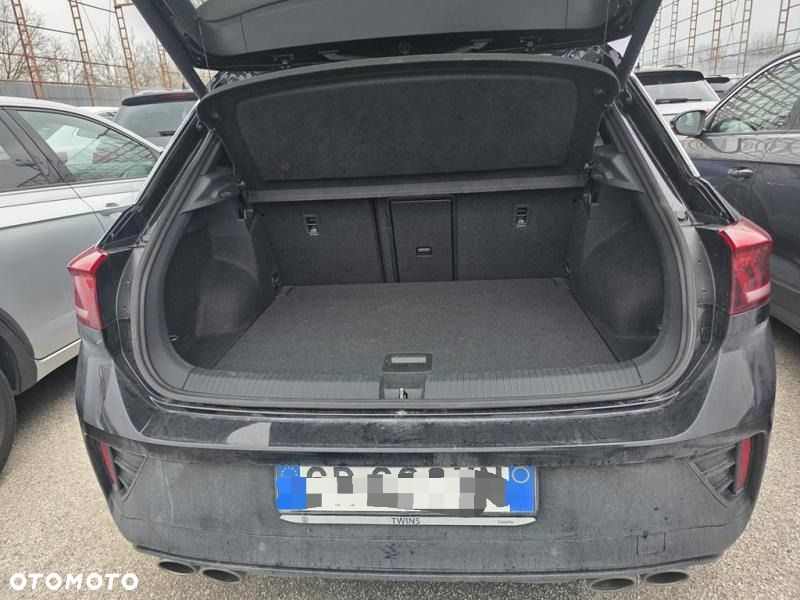 Volkswagen T-Roc - 4