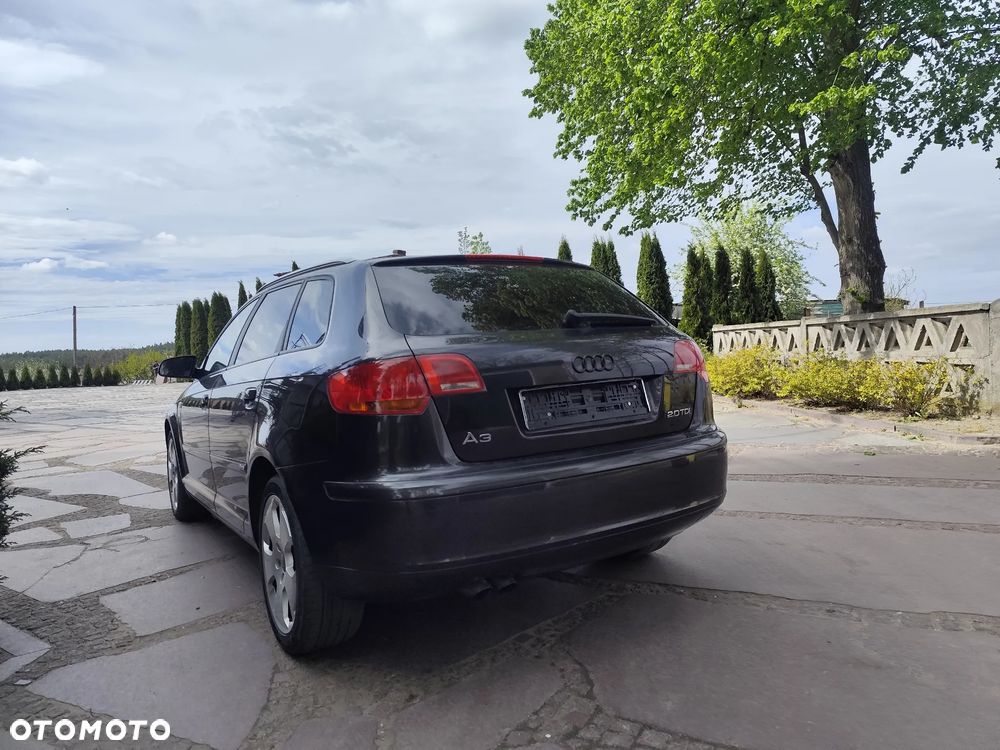 Audi A3 Sportback 2.0 TDI Ambiente - 8