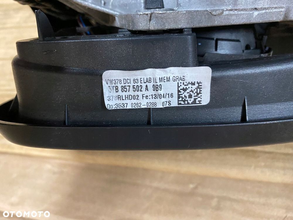 LUSTERKO PRAWE VW TOURAN II 13PIN 5TB857502A EU - 3