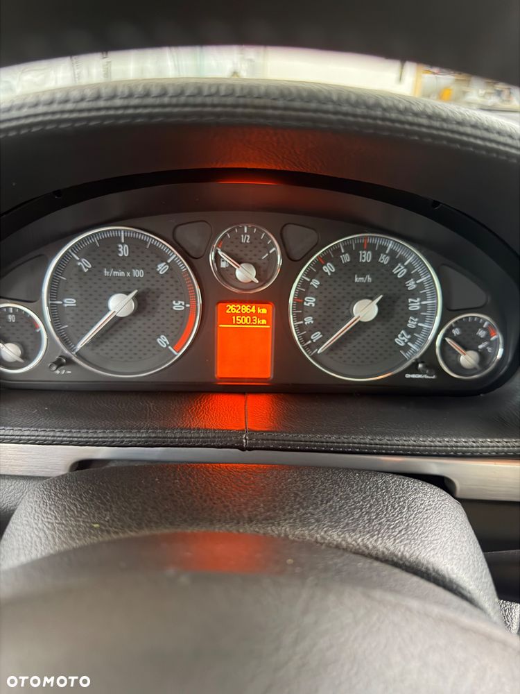 Peugeot 407 - 37