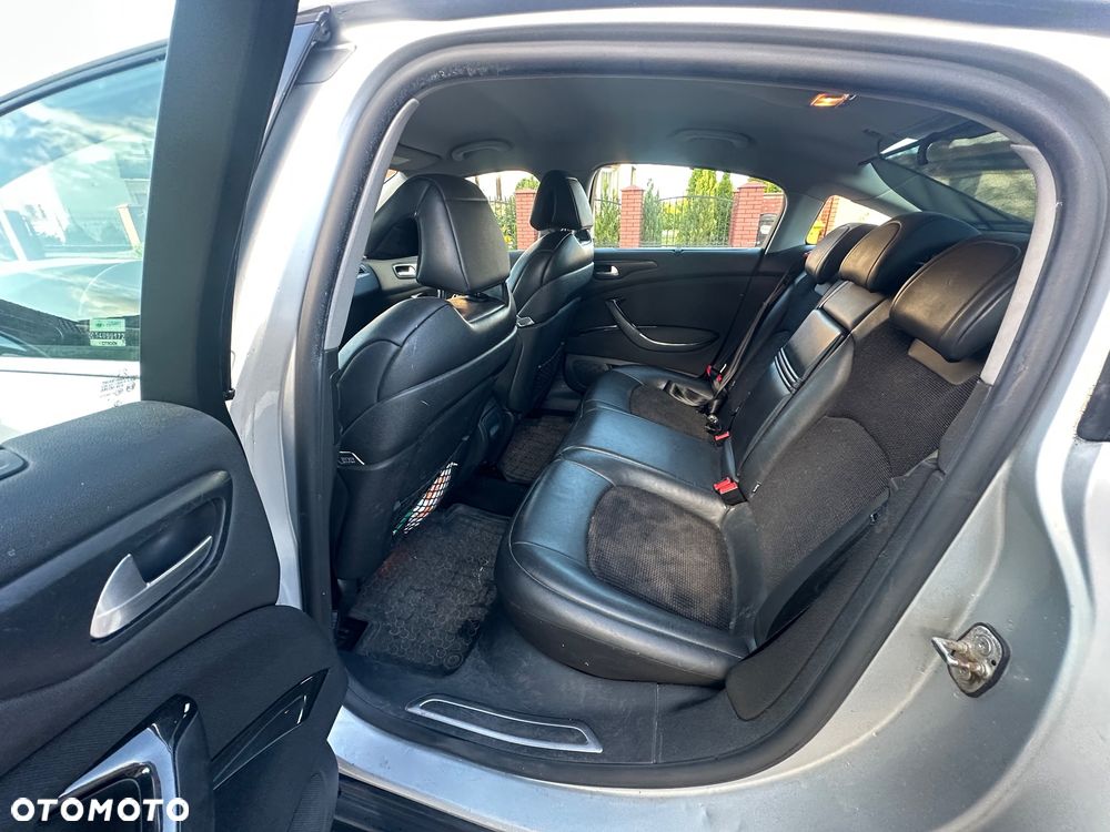 Citroën C5 HDi 135 FAP Exclusive - 9