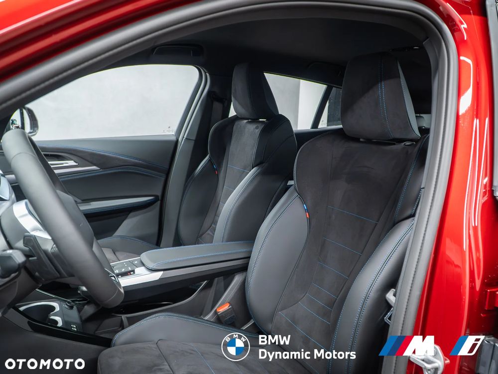 BMW iX2 eDrive20 - 16