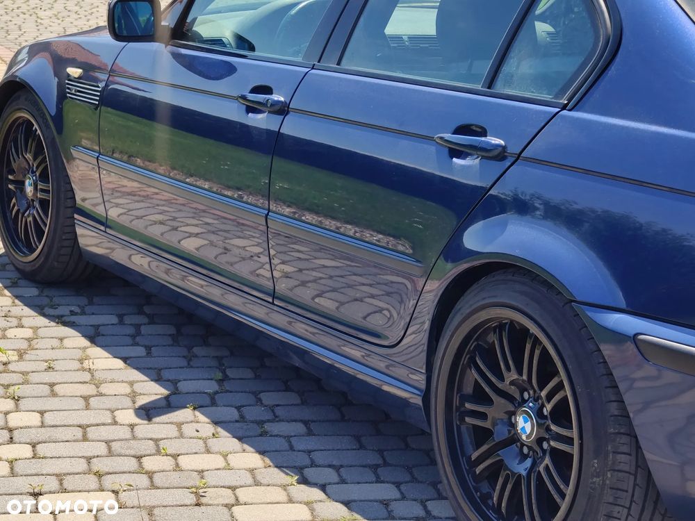 BMW Seria 3 325i - 12