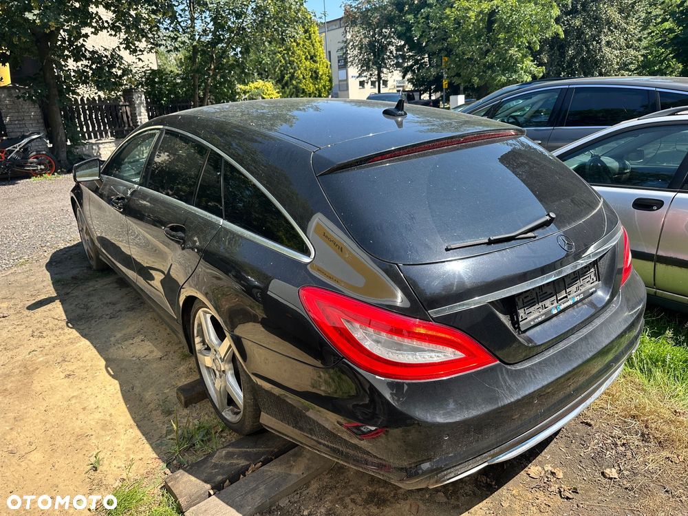 Mercedes-Benz CLS 350 CDI 4-Matic BlueEff - 6
