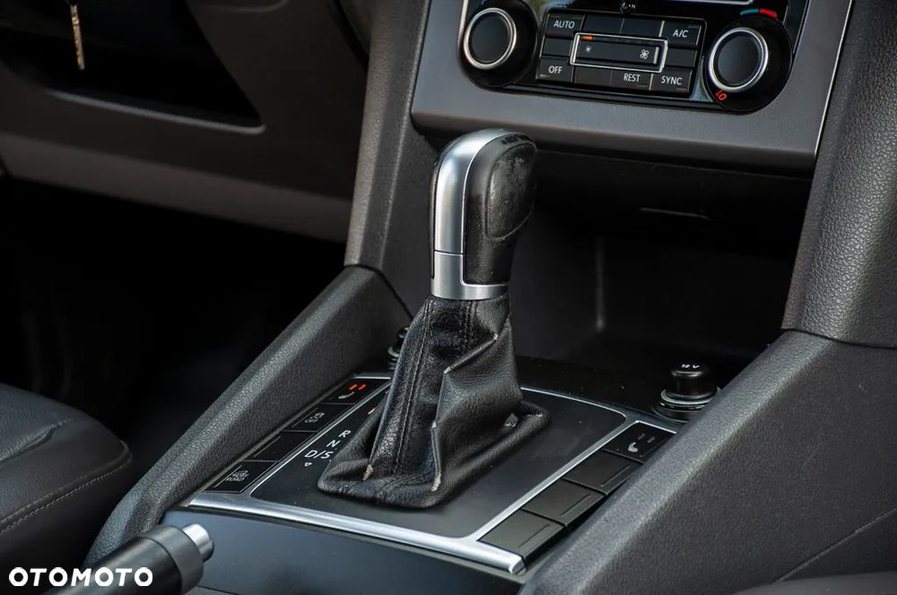 Volkswagen Amarok Double Cab 2.0 BiTDi 4MOTION Basic - 37