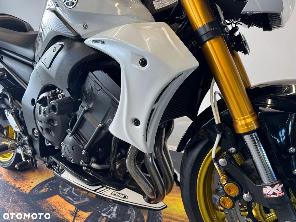Yamaha FZ8 - 9