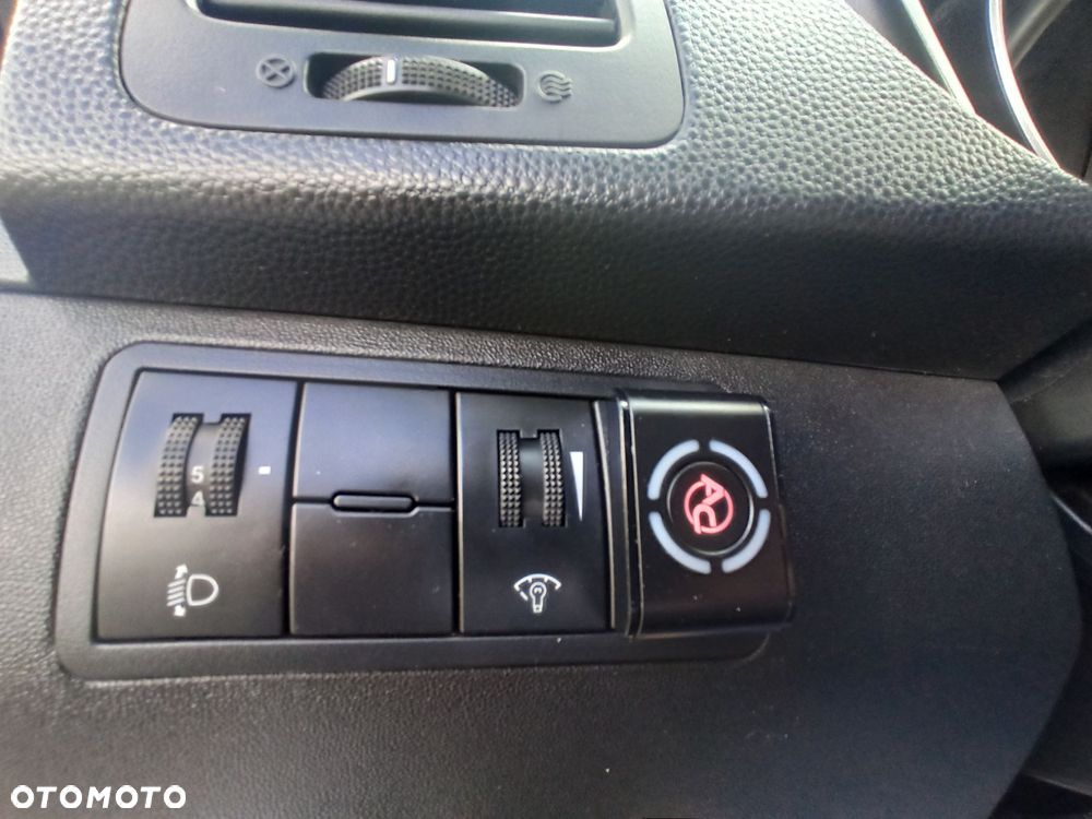 Kia Venga - 16