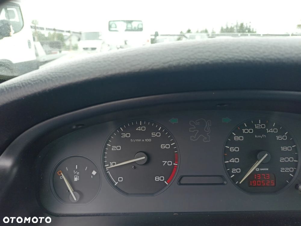 Peugeot 406 - 11