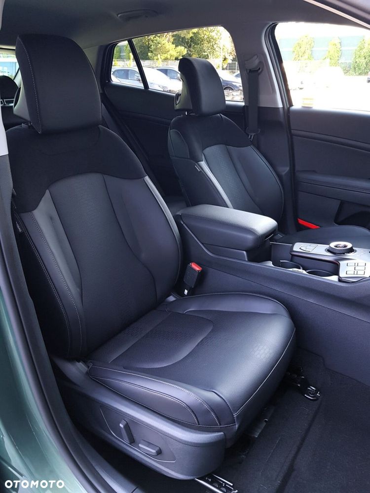 Kia Sportage 1.6 T-GDI HEV Business Line 2WD - 34