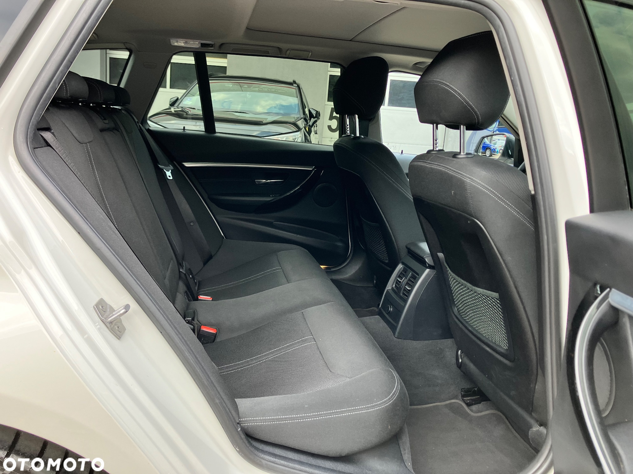 BMW Seria 3 320d Sport Line - 16