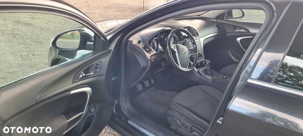 Opel Insignia 2.0 CDTI - 9