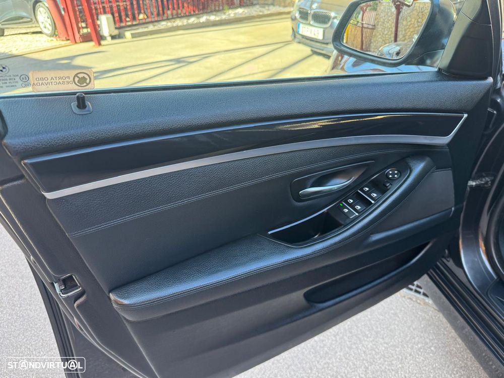 BMW 520 d Line Luxury - 8