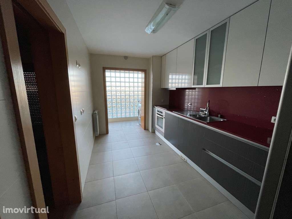 T1 Próximo do Glicínias - Grande imagem: 3/15