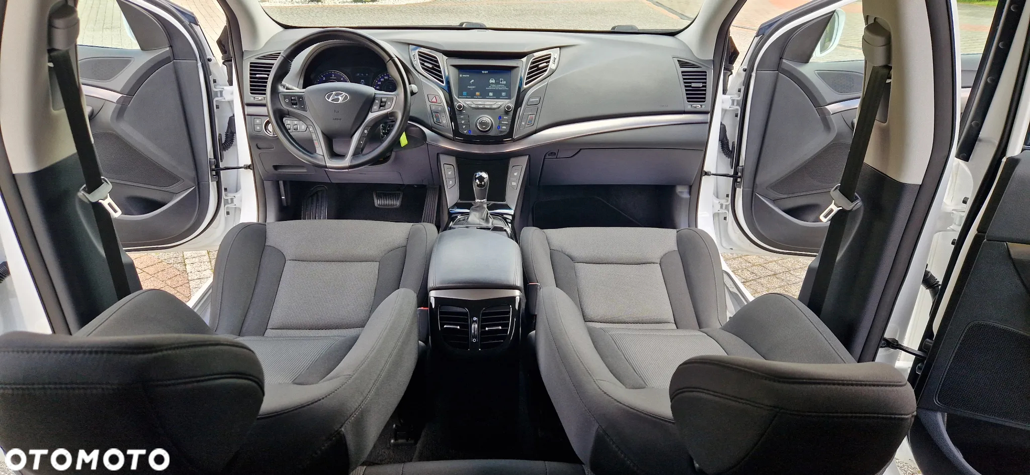 Hyundai i40 1.6 CRDi Premium DCT - 30
