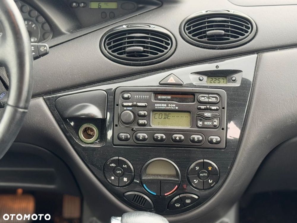 Ford Focus ver-st170 - 11