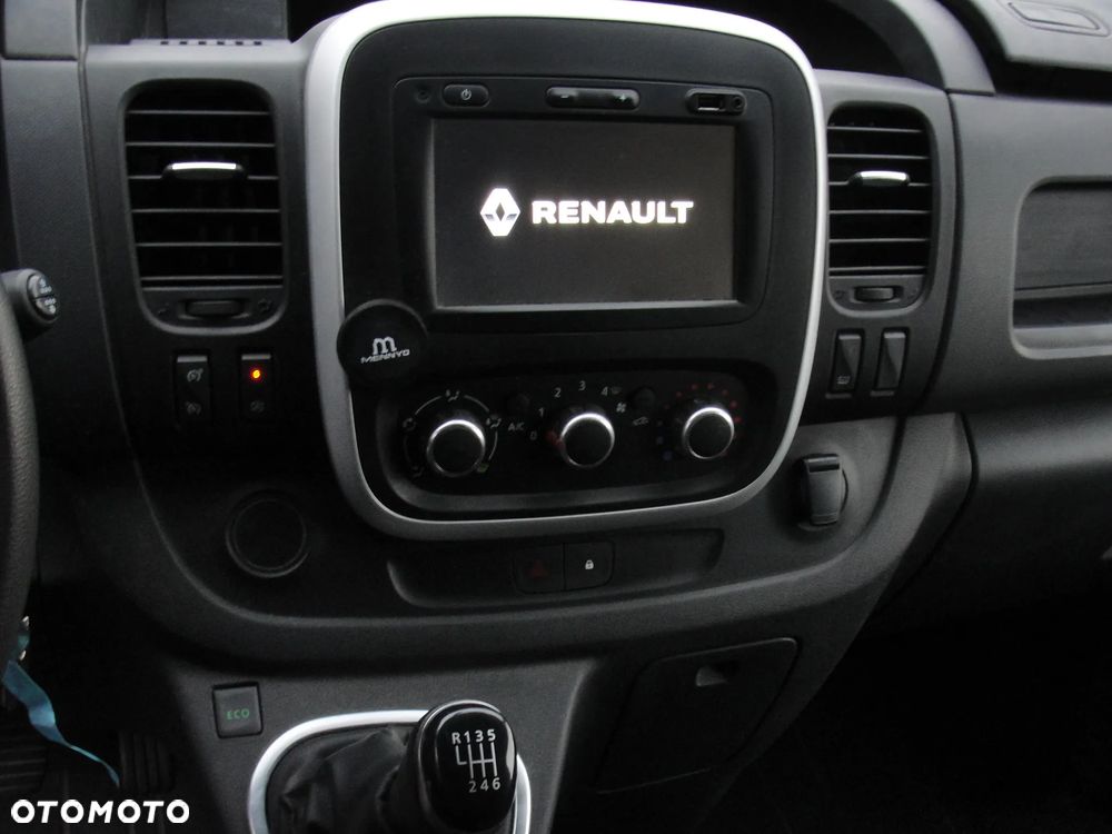 Renault Trafic - 11