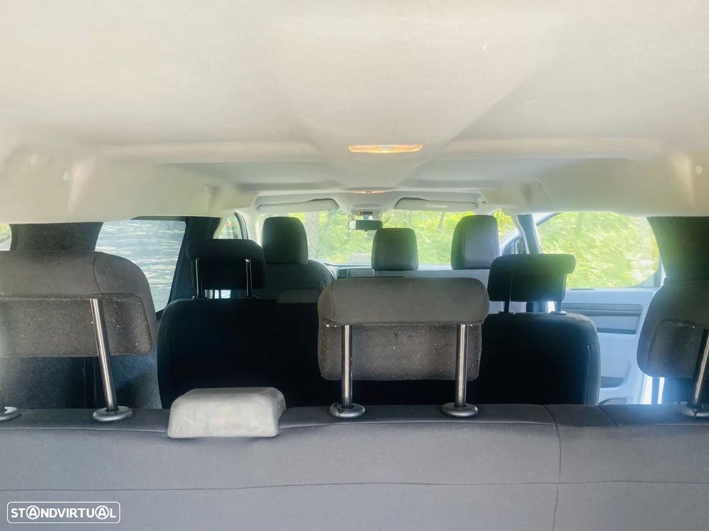 Peugeot Expert 2.0 BlueHDi L3H1 Semi-Vidrado - 19