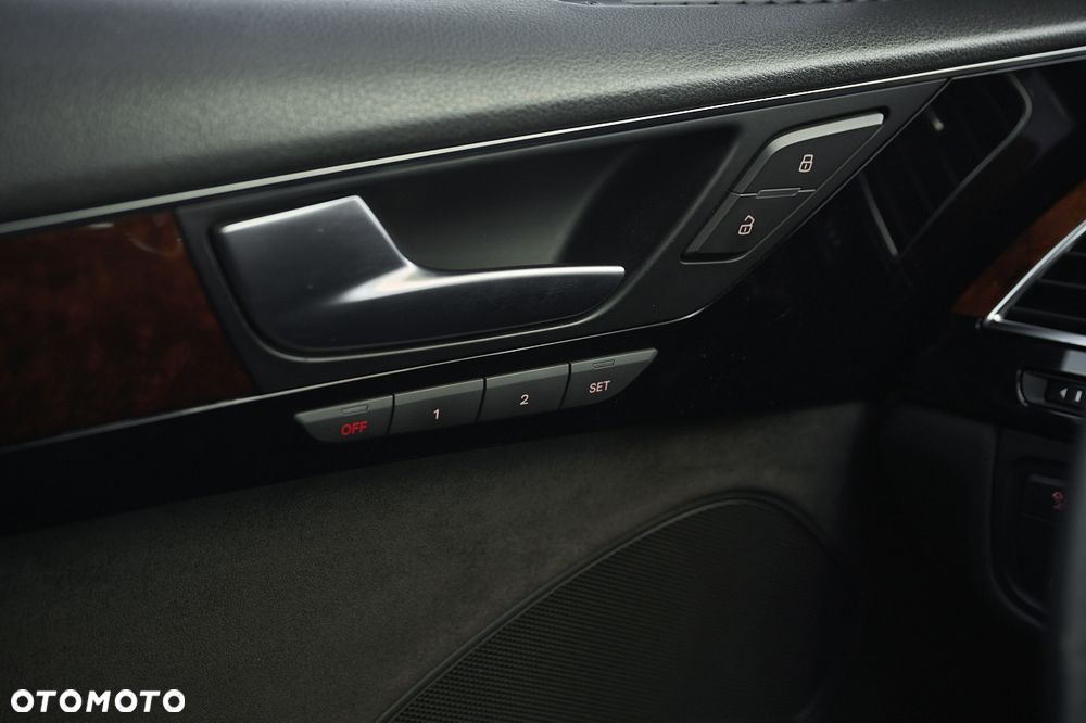 Audi A8 3.0 TDI L Quattro - 31